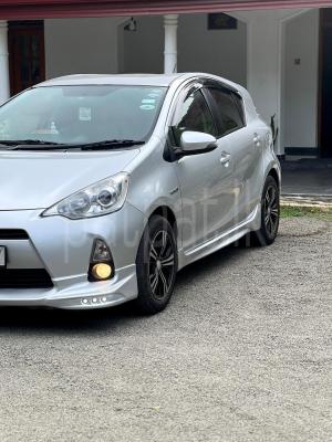 Toyota Aqua 2012