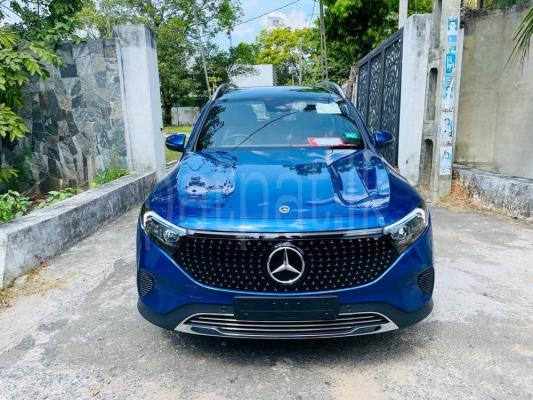 Mercedes Benz EQB 2024