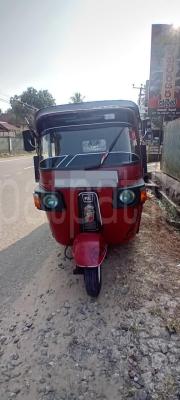 Bajaj Three Wheel 2011