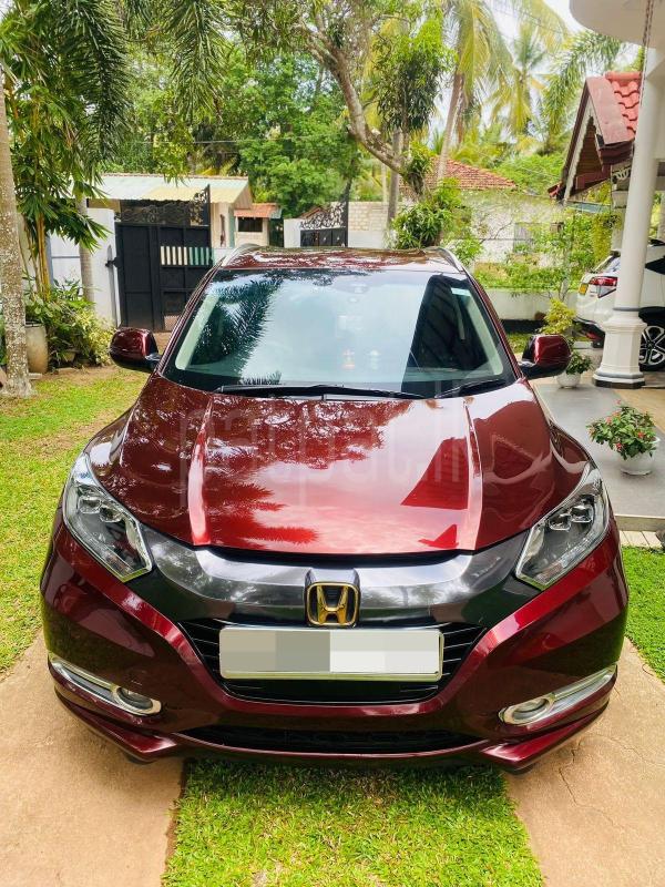 Honda Vezel 2014 -  SUV sale in Sri Lanka - patpat.lk