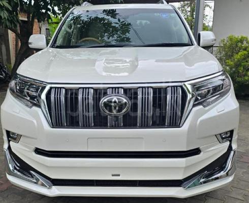 Toyota Land Cruiser Prado 2023