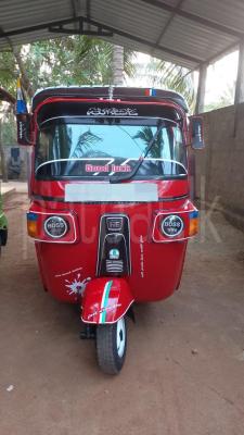 Bajaj Three Wheel 2012