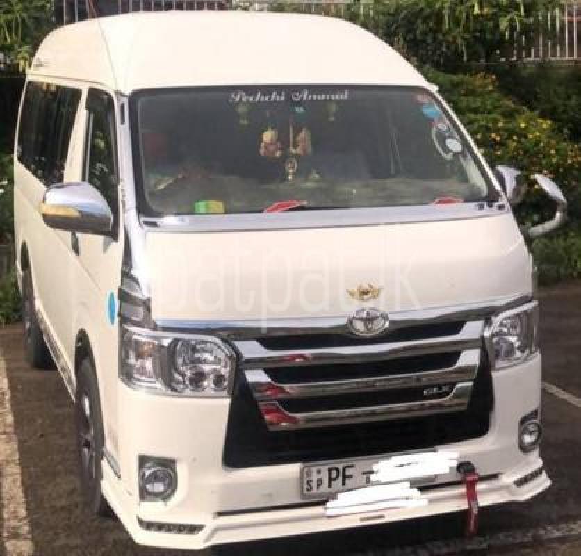 Toyota Hiace 2006 -  වෑන් රථය sale in Sri Lanka - patpat.lk