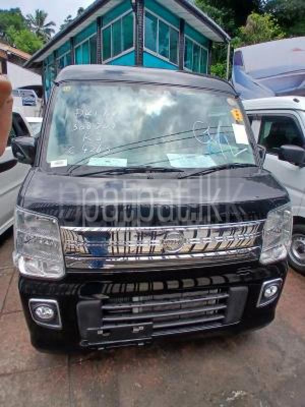 Nissan Clipper 2025 - අලුත් වෑන් රථය sale in Sri Lanka - patpat.lk