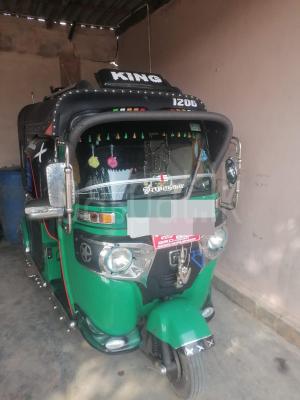 Bajaj Three Wheel 2018 - Used Three wheeler sale in Sri Lanka - patpat.lk