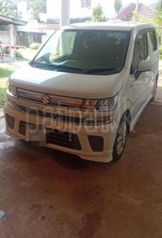 Suzuki Wagon R 2018 -  Car sale in Sri Lanka - patpat.lk