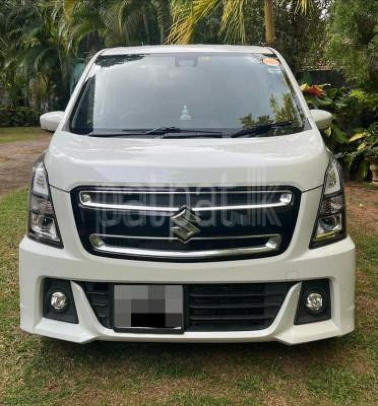 Suzuki Wagon R 2018 -  කාර් sale in Sri Lanka - patpat.lk