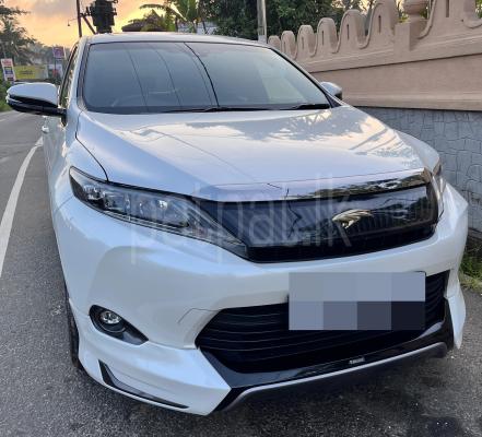 Toyota Harrier 2016