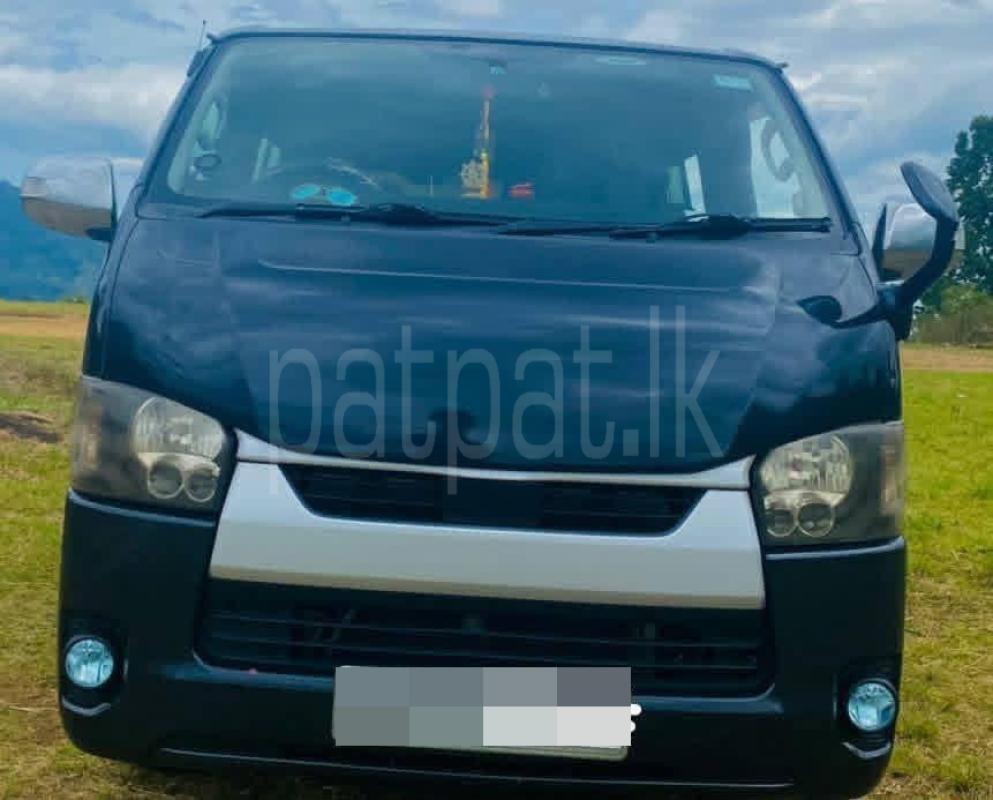 Toyota Hiace 2005 - භාවිතා කරන ලද වෑන් රථය sale in Sri Lanka - patpat.lk
