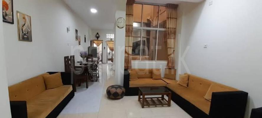 Furnished Apartment for Sale in Kollupitiya (Colombo 03)