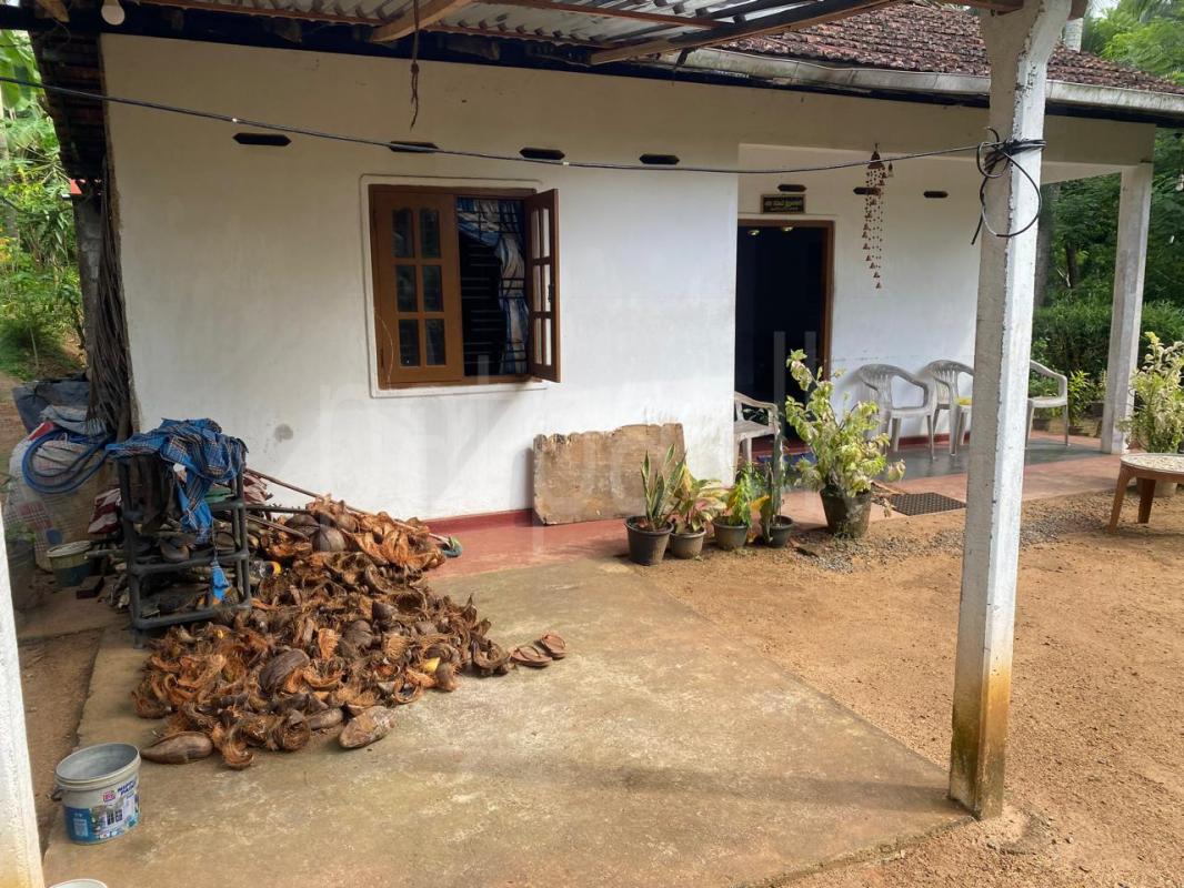 House for Sale in Kirindiwela