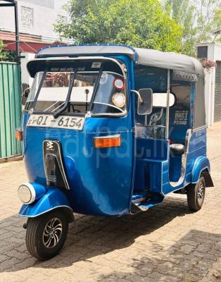 Bajaj Three Wheel 2006