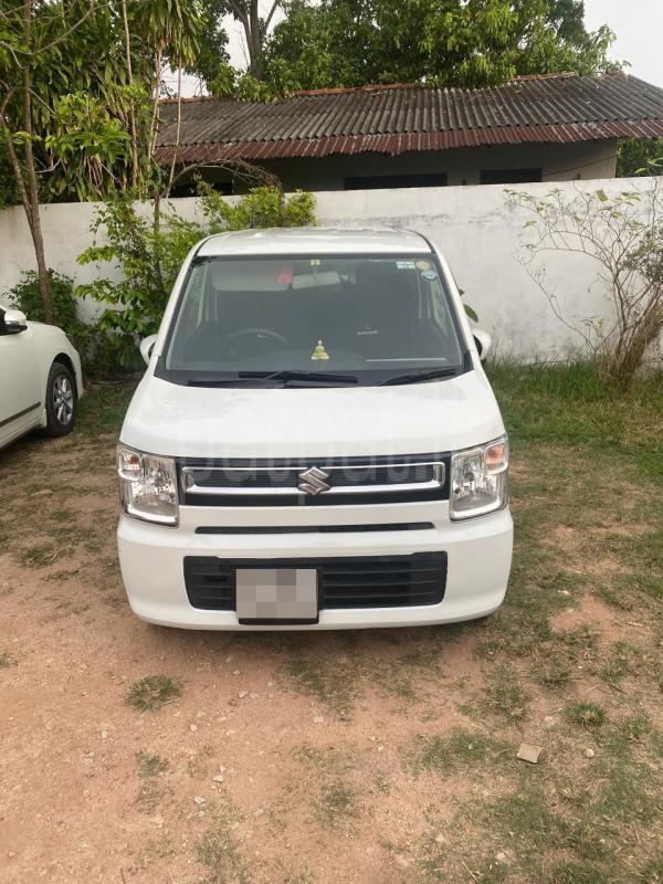 Suzuki Wagon R 2017 - பயன்படுத்தப்பட்டது கார் sale in Sri Lanka - patpat.lk
