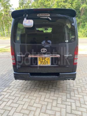 Toyota Hiace 2006 - Used Van sale in Sri Lanka - patpat.lk
