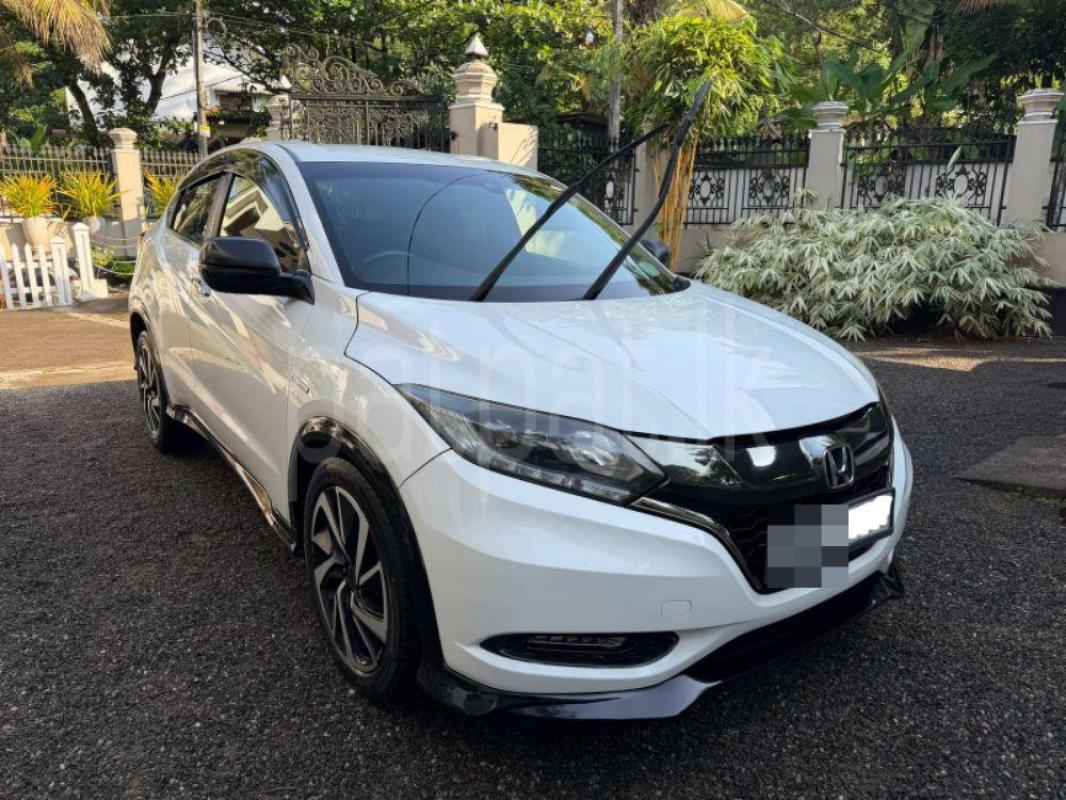 Honda Vezel 2016 -  SUV sale in Sri Lanka - patpat.lk