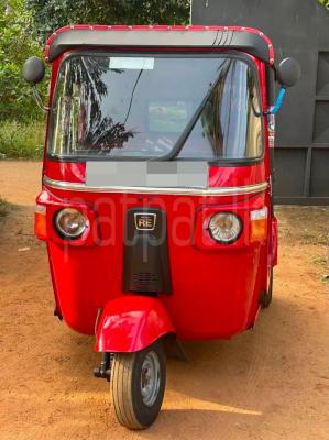 Bajaj Three Wheel 2013