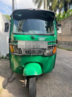 TVS Three Wheel 2016 - භාවිතා කරන ලද ත්‍රිරෝද රථය sale in Sri Lanka - patpat.lk
