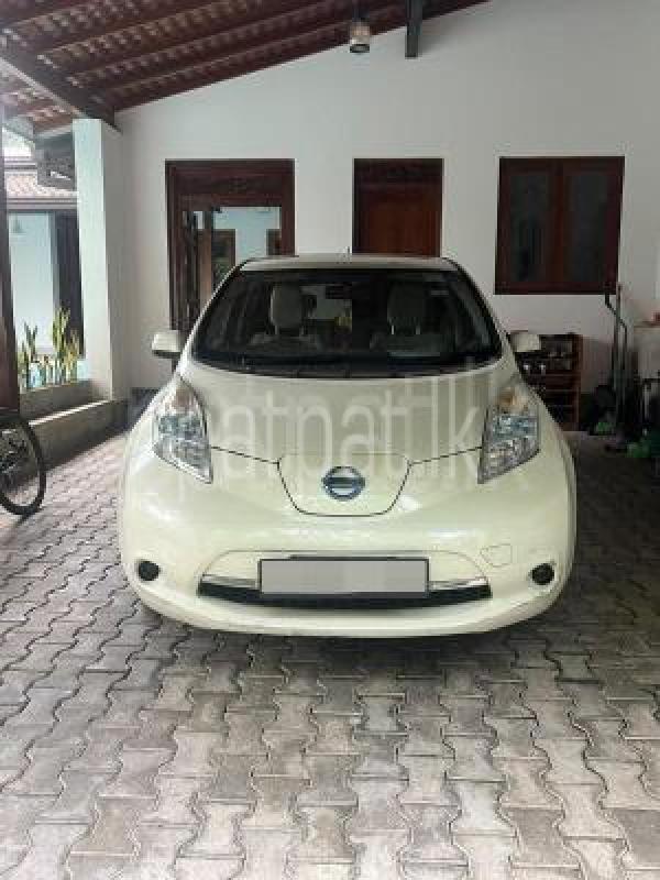 Nissan Leaf 2012 -  Car sale in Sri Lanka - patpat.lk