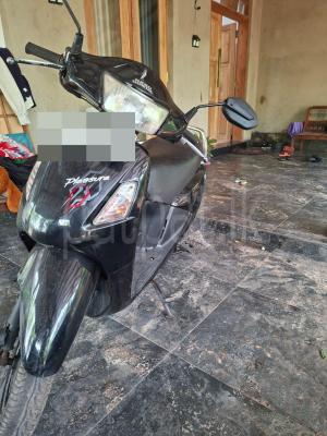 Hero Honda Pleasure 2012 - Used Bike sale in Sri Lanka - patpat.lk