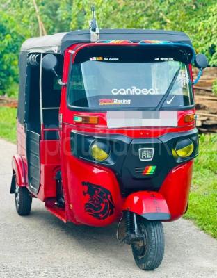 Bajaj Three Wheel 2016 - பயன்படுத்தப்பட்டது முச்சக்கர வண்டி sale in Sri Lanka - patpat.lk