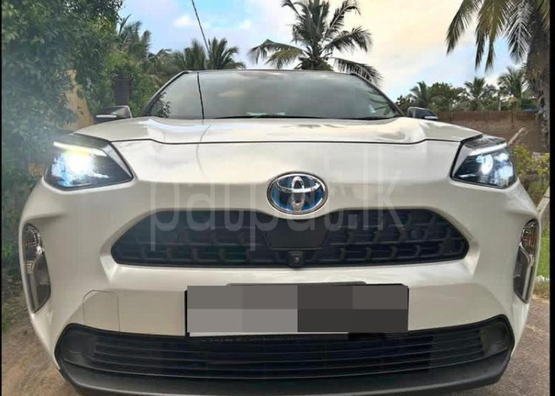 Toyota Yaris 2023 -  SUV sale in Sri Lanka - patpat.lk
