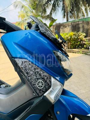 Yamaha NMAX 2019