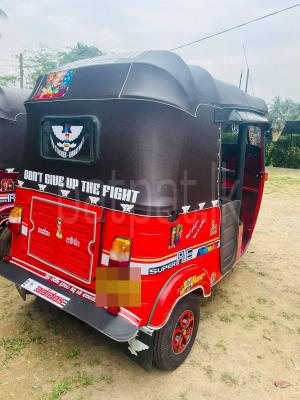 Bajaj Three Wheel 2008