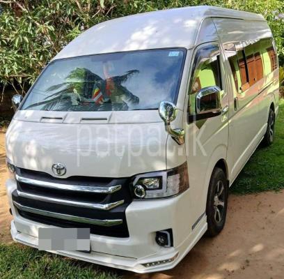 Toyota Hiace 2007 - භාවිතා කරන ලද වෑන් රථය sale in Sri Lanka - patpat.lk