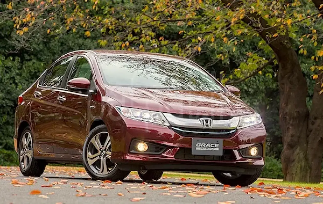 Honda Grace 2014 -  Car sale in Sri Lanka - patpat.lk
