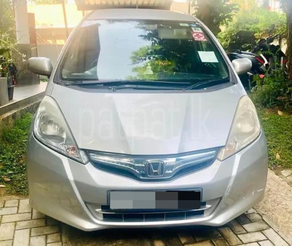 Honda Fit 2013 -  කාර් sale in Sri Lanka - patpat.lk