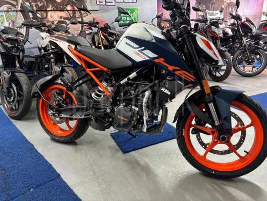 KTM Duke 160 2026 - Brand New Bike sale in Sri Lanka - patpat.lk