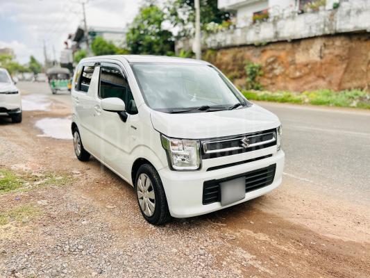 Suzuki Wagon R 2018 - பயன்படுத்தப்பட்டது கார் sale in Sri Lanka - patpat.lk