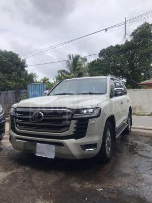 Toyota Land Cruiser 2022 - Used SUV sale in Sri Lanka - patpat.lk
