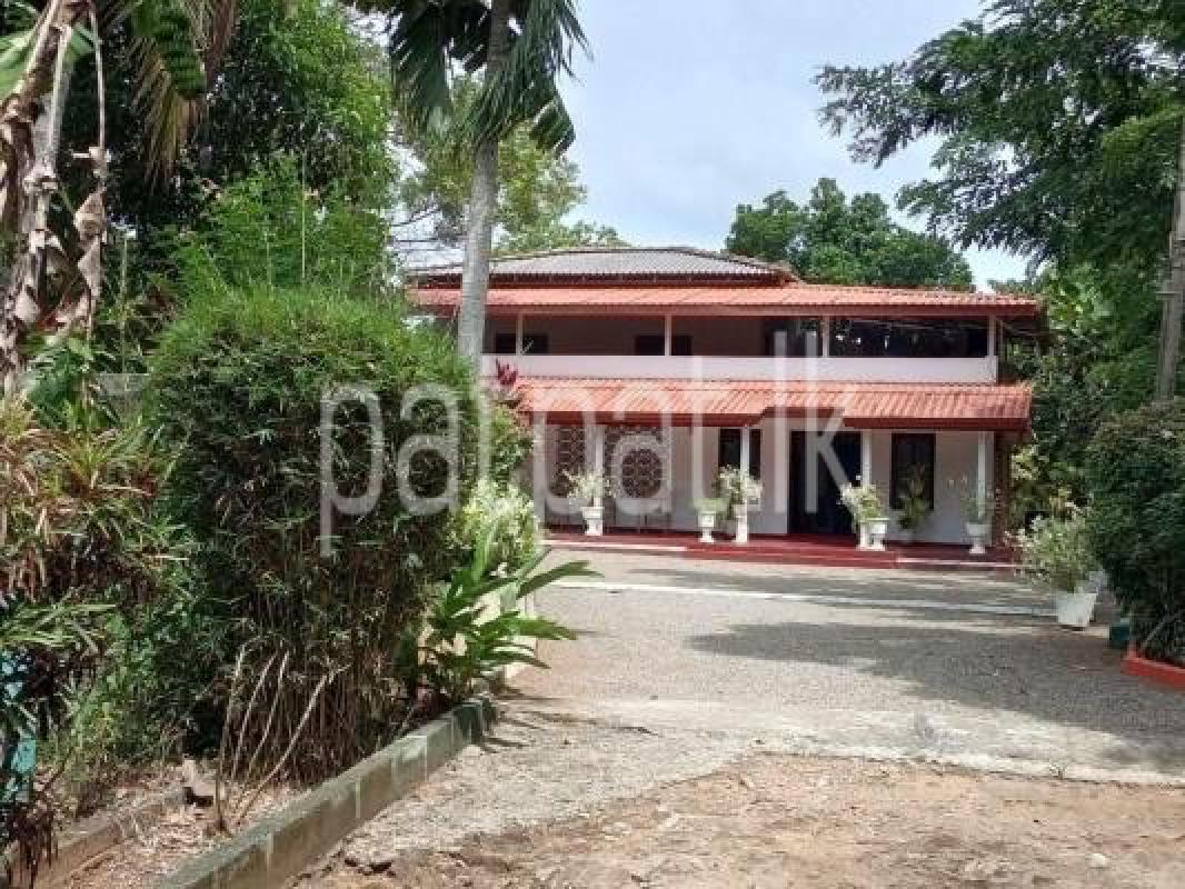 House for Sale in Ambalantota