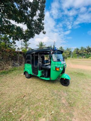 Bajaj Three Wheel 2012