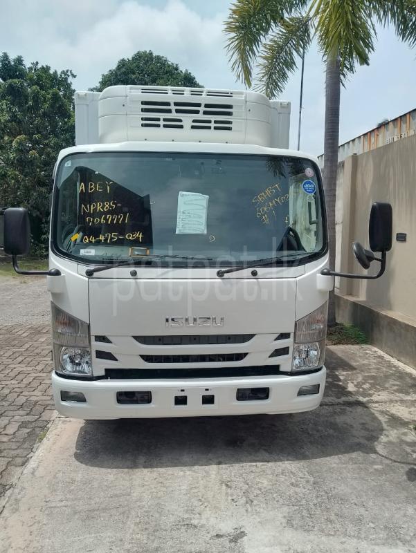 Isuzu ELF 2017 -  ට්‍රක් රථය sale in Sri Lanka - patpat.lk