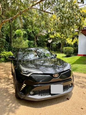 Toyota CHR 2018 - Used SUV sale in Sri Lanka - patpat.lk