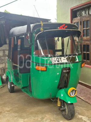 Bajaj Three Wheel 2009