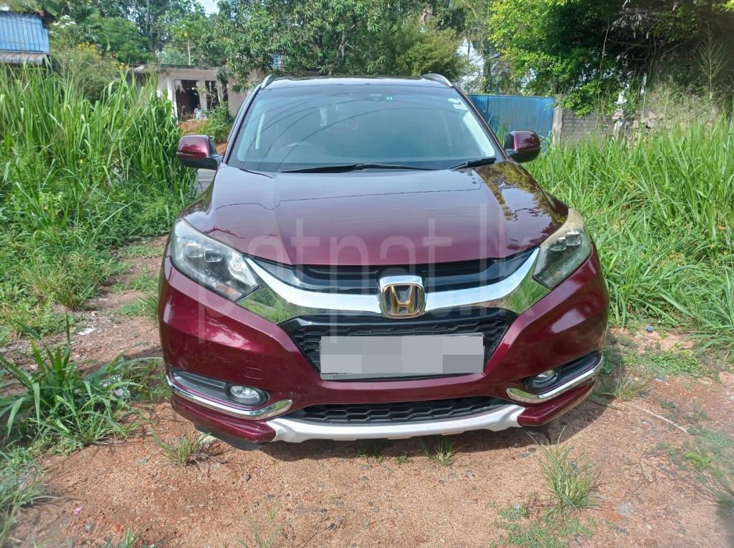 Honda Vezel 2014 -  SUV sale in Sri Lanka - patpat.lk