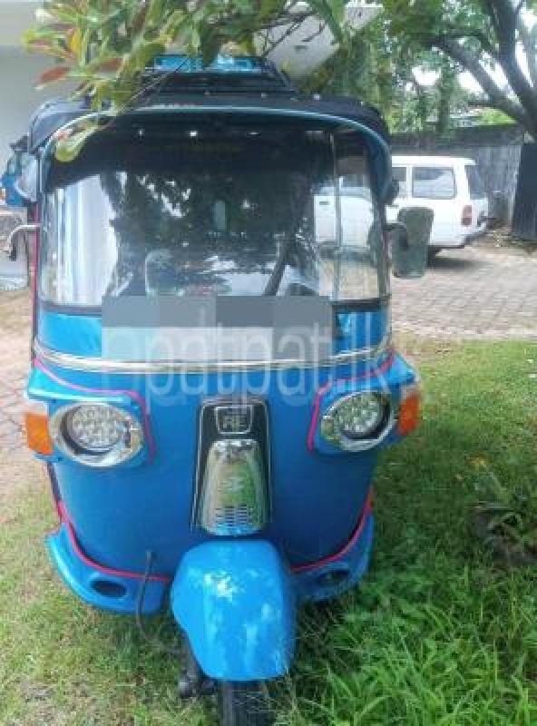 Bajaj 4 stroke 2011 -  ත්‍රිරෝද රථය sale in Sri Lanka - patpat.lk