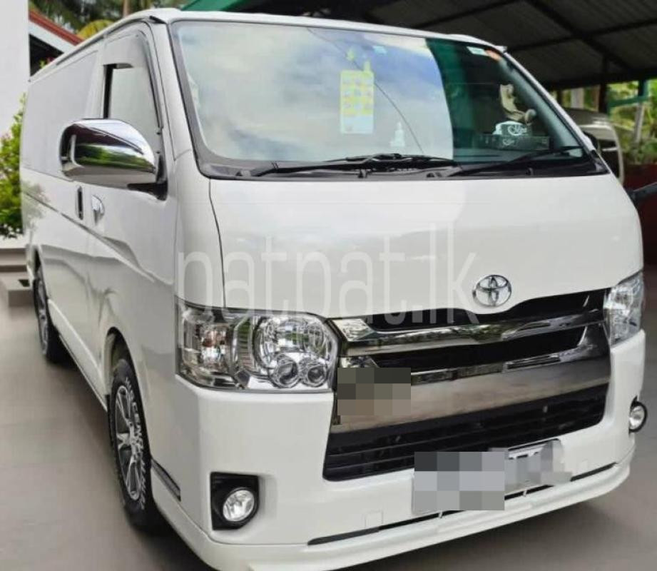 Toyota Hiace 2016 -  வேன் sale in Sri Lanka - patpat.lk