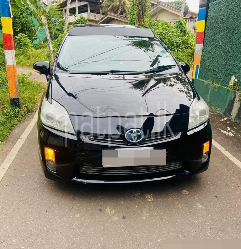 Toyota PRIUS L GRADE 2010 - භාවිතා කරන ලද කාර් sale in Sri Lanka - patpat.lk