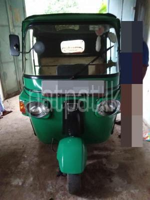 Bajaj Three Wheel 2012