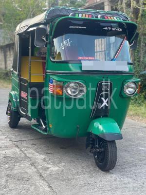 Bajaj Three Wheel 2012