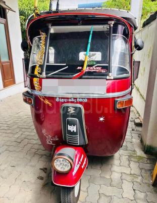 Bajaj Three Wheel 2004