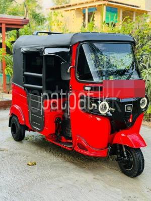 Bajaj 4 stroke 2015 -  ත්‍රිරෝද රථය sale in Sri Lanka - patpat.lk