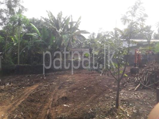 Residential Land for Sale in Gampola