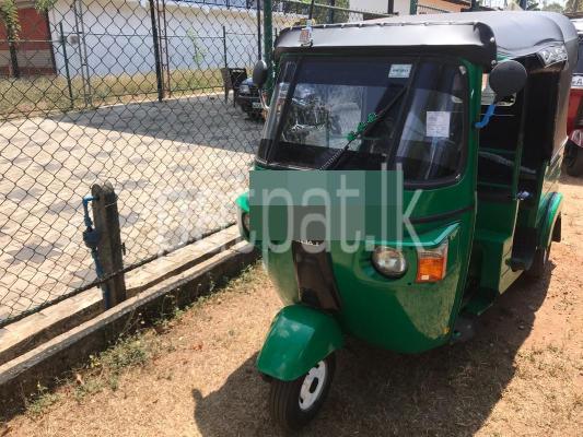 Bajaj Three Wheel 2009