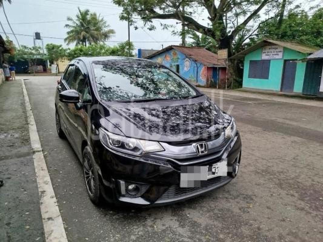 Honda Fit 2013 -  Car sale in Sri Lanka - patpat.lk