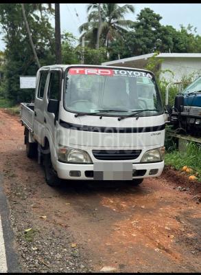 Toyota Dyna 1993 - பயன்படுத்தப்பட்டது டிரக் sale in Sri Lanka - patpat.lk
